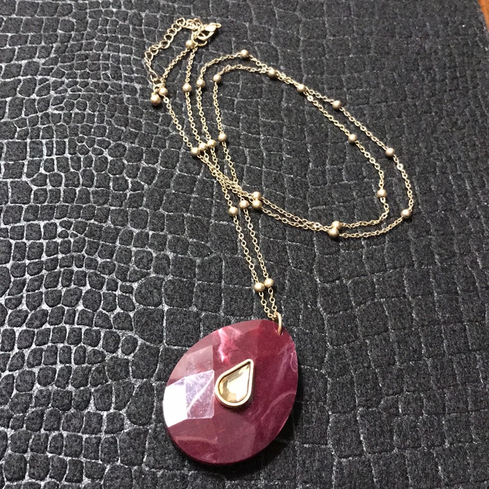 Beautiful Faceted Resin Necklace